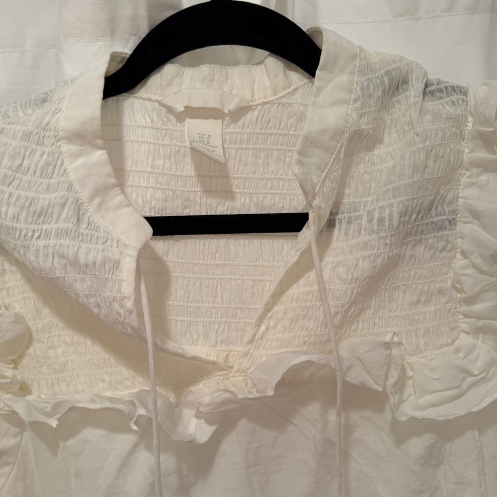 H&M White Women's Top - Picture 2 of 5